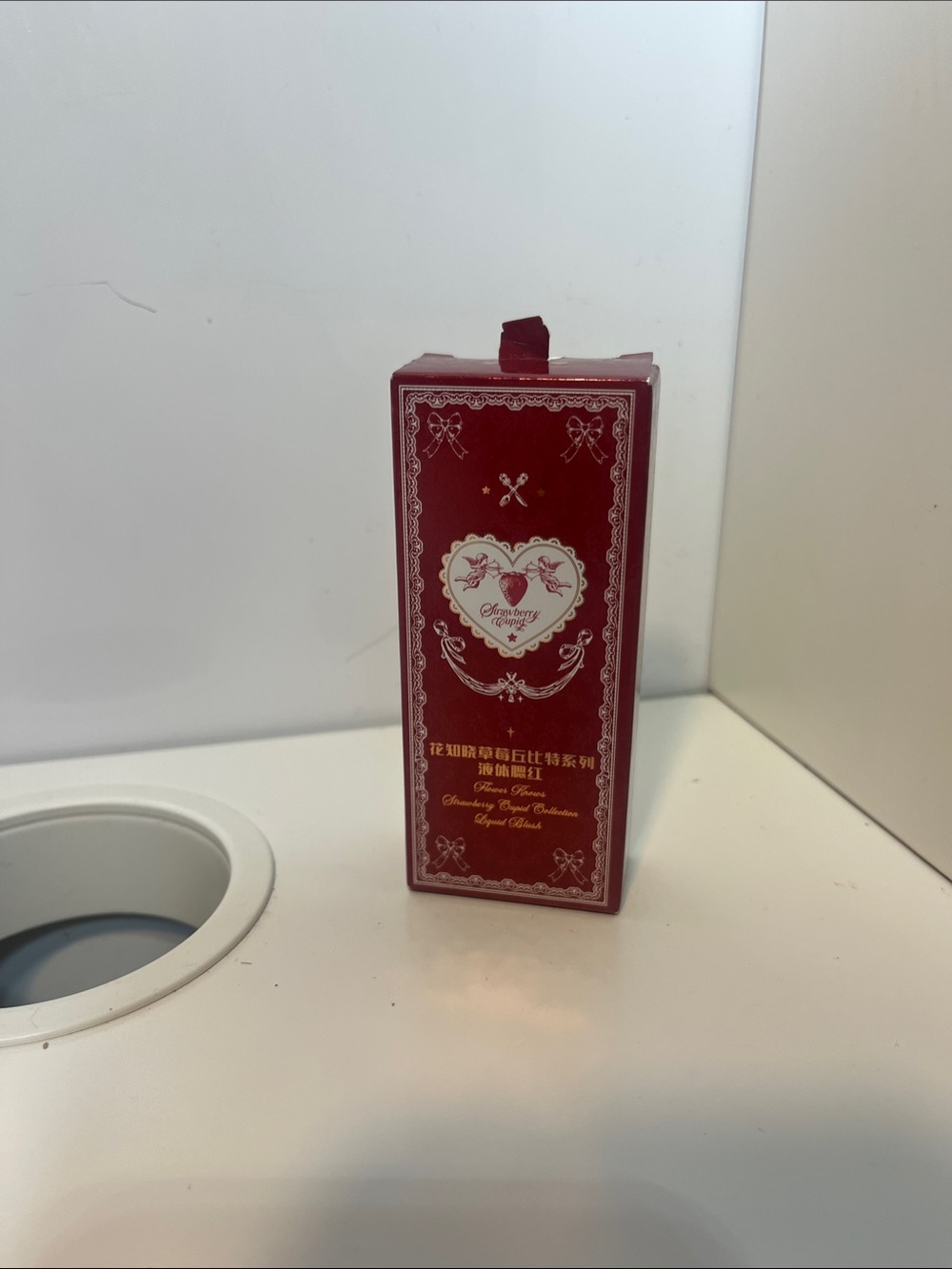 Flower knows Red Strawberry Scented Body Fragrance Spray